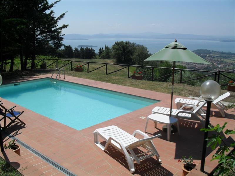 Villa in Umbria, photograph 1