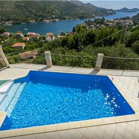 3 bedroom Villa with Pool and Sea Views in Zaton Mali, near Dubrovnik - sleeps 6