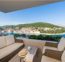Luxury 6 Bedroom Villa with Heated Pool and Sea Views in Pucisca, Brac Island - Sleeps 14-16