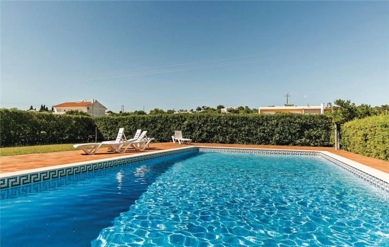 Villa in Gale, photograph 1