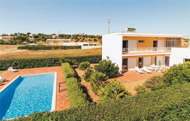 Villa in Gale, photograph 2