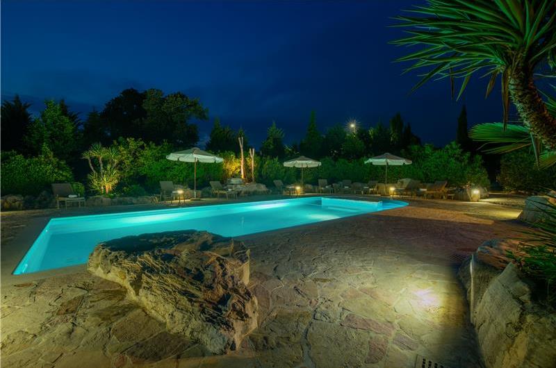 5 Bedroom Istrian Villa Estate with Large Pool and Gardens near Barban, Sleeps 12