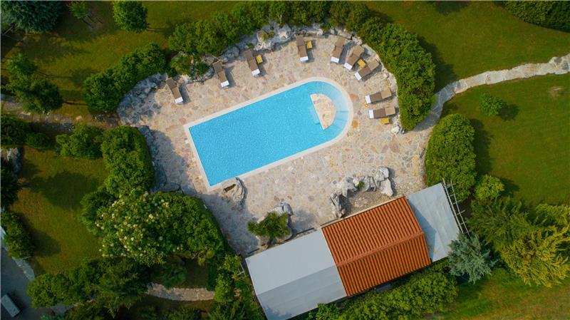 5 Bedroom Istrian Villa Estate with Large Pool and Gardens near Barban, Sleeps 12