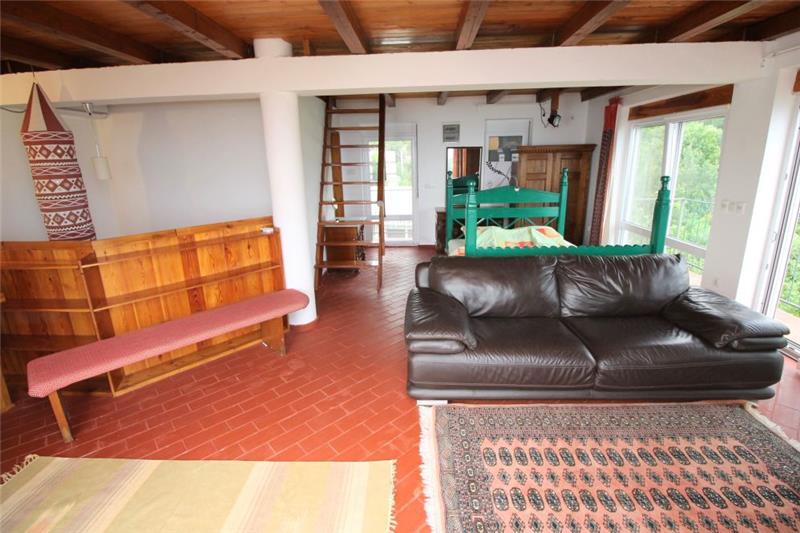 Sea-view villa in Rezevici, photograph 12