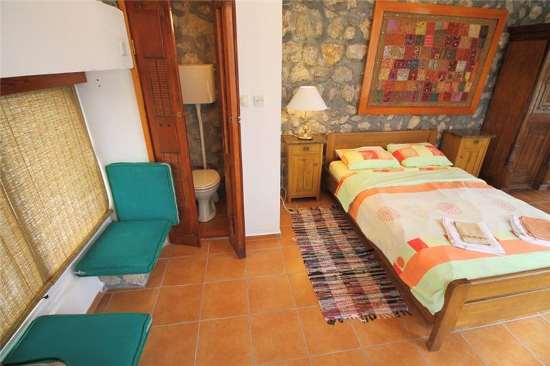 Sea-view villa in Rezevici, photograph 15