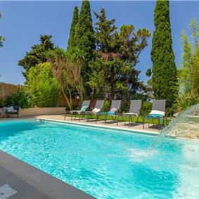 5 Bedroom Villa with Heated Pool in Dubrovnik, Sleeps 10