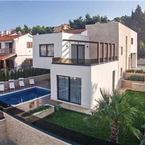 5 Bedroom Seaside Villa with Indoor and Outdoor Pools on Ciovo Island near Split, Sleeps 10