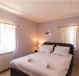4 Bedroom Beachfront Villa with Annexe Apartments in Perast, sleeps 10-14