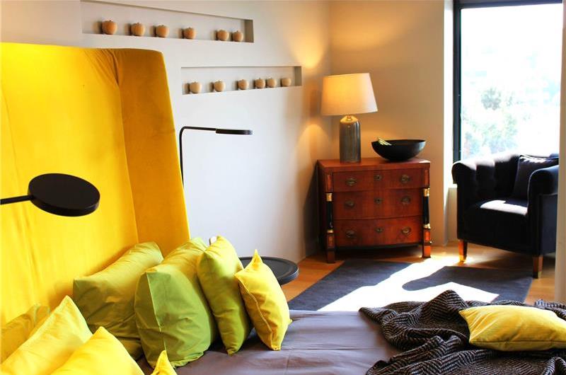 11 Bedroom Villa with Outdoor Pool and Indoor Penthouse Pool near Pula, sleeps 22-26