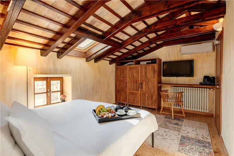 Villa in Bale, photograph 9