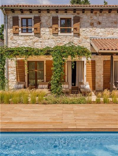 Luxury Villa Estate with 3 Pools on Istrian Vineyards near Bale, sleeps 56-60