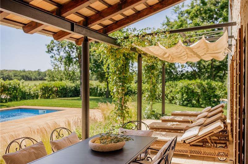 Luxury Villa Estate with 3 Pools on Istrian Vineyards near Bale, sleeps 56-60