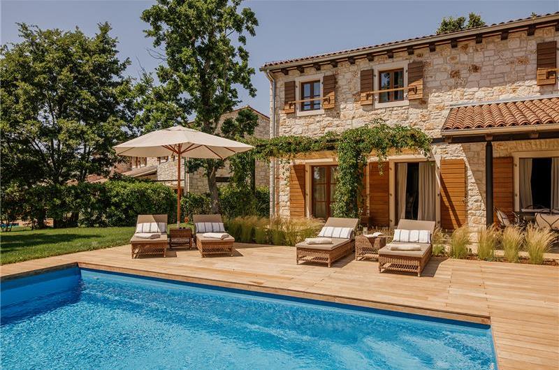 Luxury Villa Estate with 3 Pools on Istrian Vineyards near Bale, sleeps 56-60