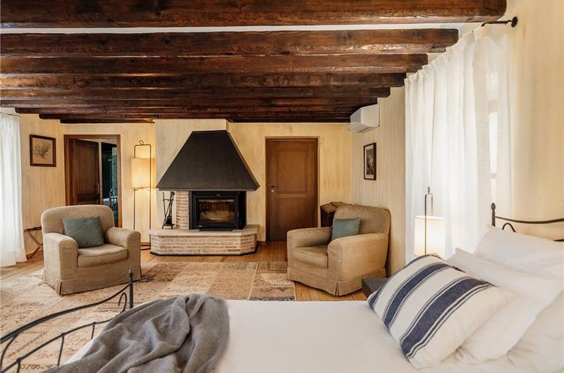 Luxury Villa Estate with 3 Pools on Istrian Vineyards near Bale, sleeps 56-60