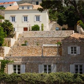 7 Bedroom Villa with Pool near Dubrovnik Old Town, sleeps 14-16