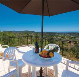 4 Bedroom Villa with Pool and Tennis Courts near Loule, sleeps 8