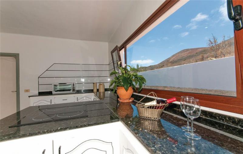 Sea-view villa in Lanzarote, photograph 13