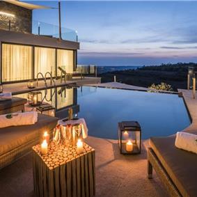 4 Bedroom Luxury Villa Retreat with Heated Infinity Pool near Buje, Sleeps 8-10