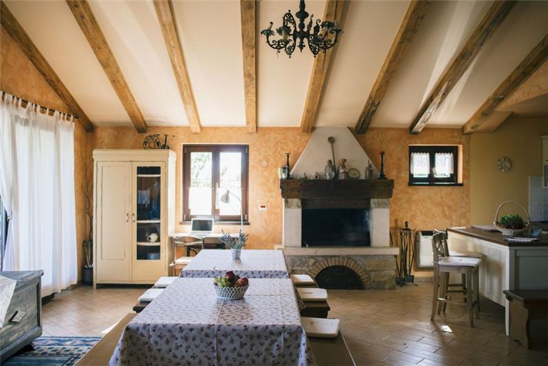 Villa in Grozjnan, photograph 15