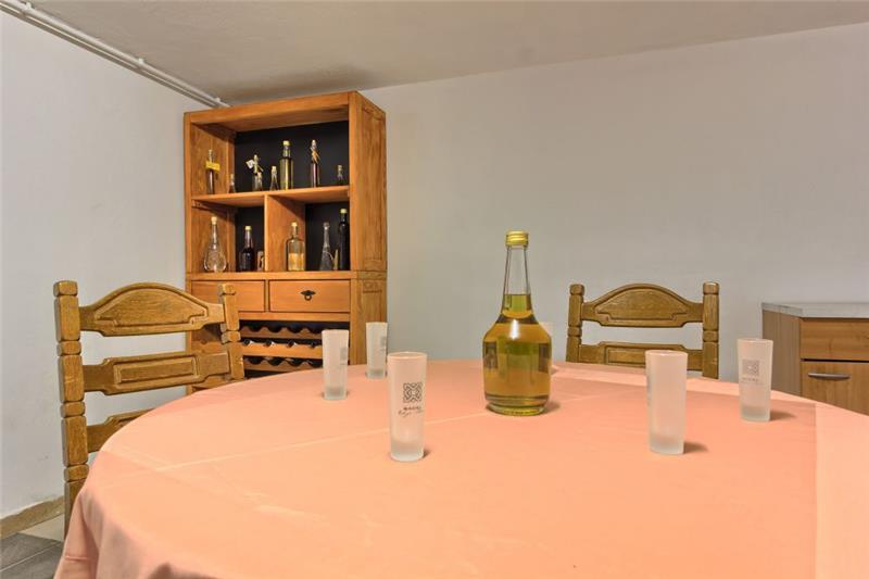 Beachfront villa in Ciovo, photograph 16