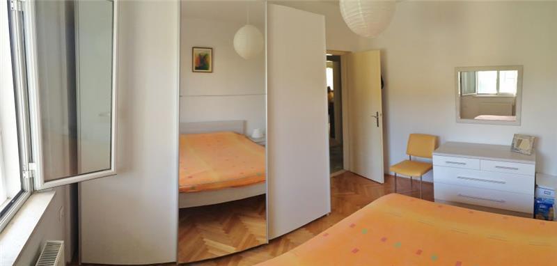 4 Bedroom Apartment with Pool near Korcula Town, sleeps 8