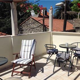 2 Bedroom Seaside Villa in Cavtat, sleeps 4-5