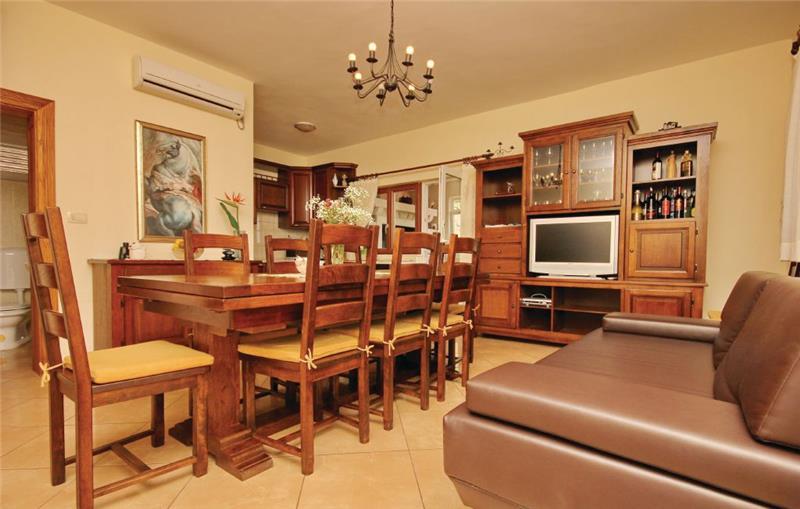 Sea-view villa in Orebic, photograph 12