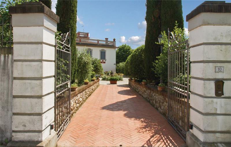 Villa in Tuscany, photograph 7
