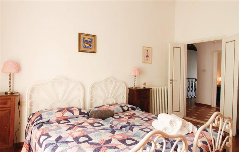 Villa in Tuscany, photograph 24