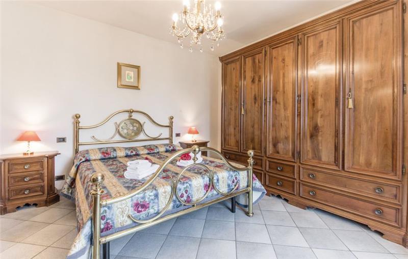 Villa in Umbria, photograph 16