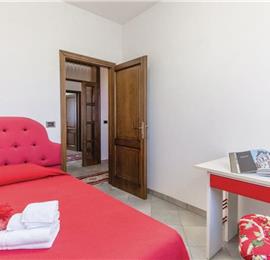3 Bedroom Villa with Pool near Citerna, sleeps 6-7