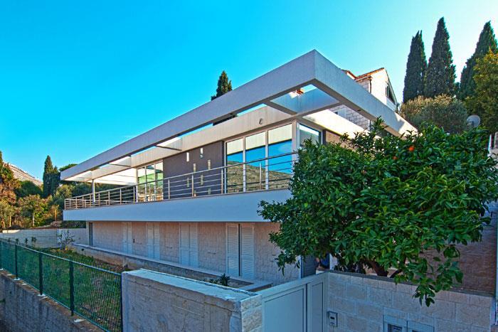 Sea-view villa in Gruz-Lapad, photograph 5