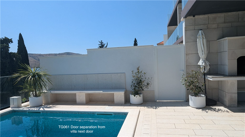 7 Bedroom Villa with Pool and Sea Views near Trogir, sleeps 14