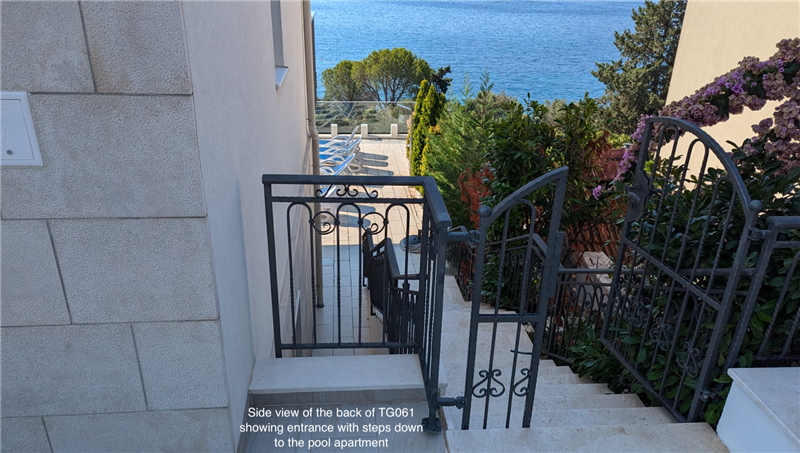 7 Bedroom Villa with Pool and Sea Views near Trogir, sleeps 14