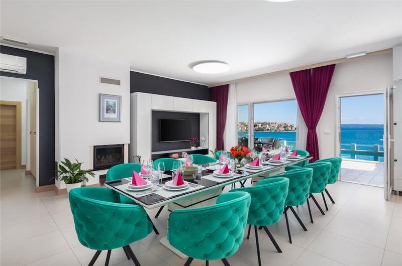 7 Bedroom Villa with Pool and Sea Views in Seget Vranjica near Trogir, sleeps 14