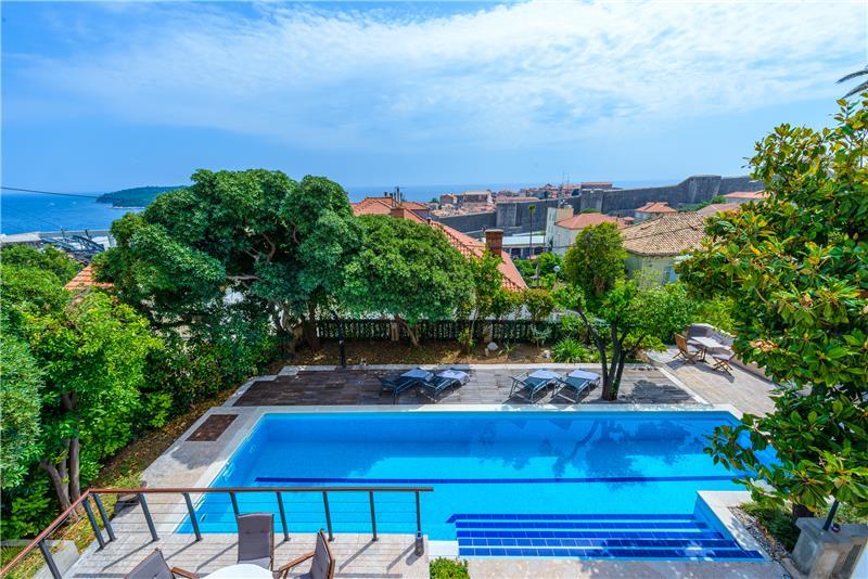 Sea-view villa in Dubrovnik Old Town, photograph 2