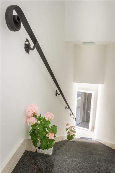 Sea-view villa in Seget Vranjica, photograph 26
