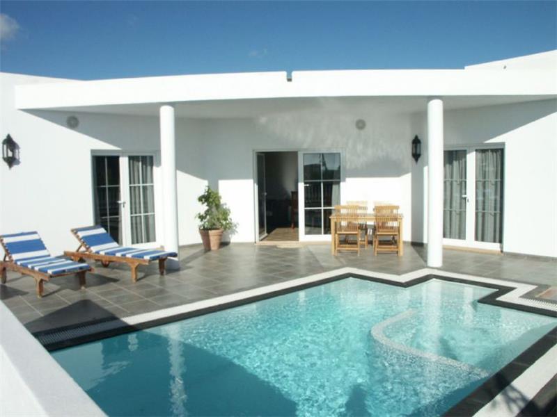Villa in Lanzarote, photograph 2