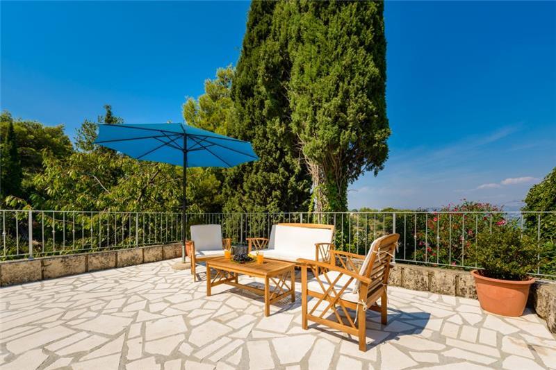 Beachfront villa in Cavtat, photograph 18