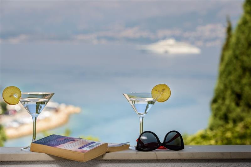 Beachfront villa in Cavtat, photograph 5