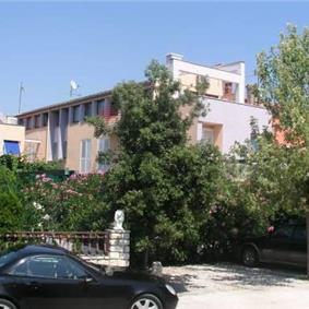 1-2 bedroom Apartments in Rovinj, sleeps 2-6