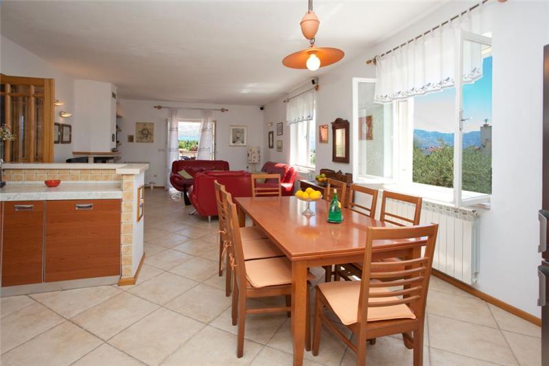 Sea-view villa in Supetar, photograph 12