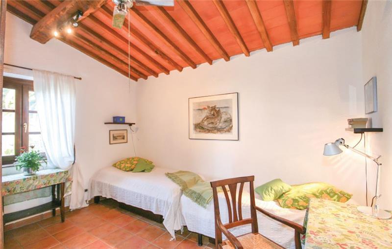 Sea-view villa in Tuscany, photograph 10
