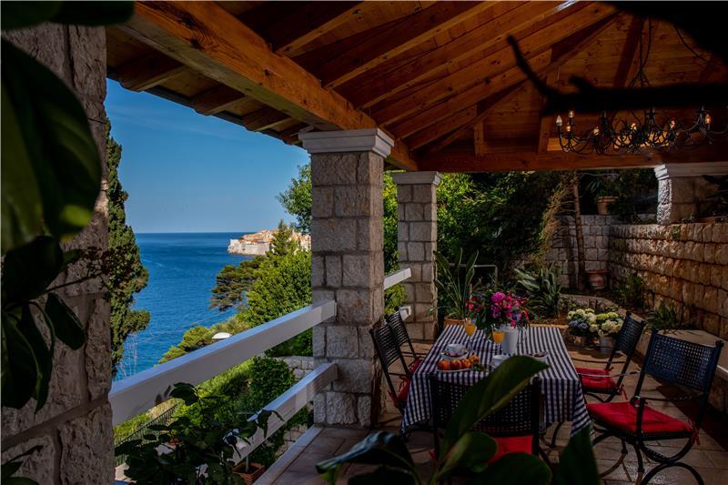 Beachfront villa in Dubrovnik Old Town, photograph 4