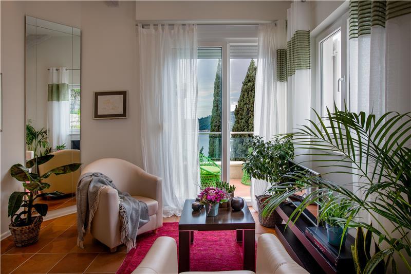 Beachfront villa in Dubrovnik Old Town, photograph 15