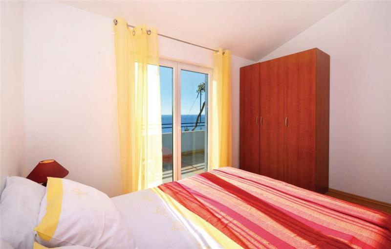 2 Bedroom Apartment with Balcony and Sea View on Hvar Island, Sleeps 4-5