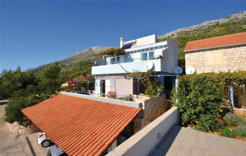 Sea-view villa in Ivan Dolac, photograph 18