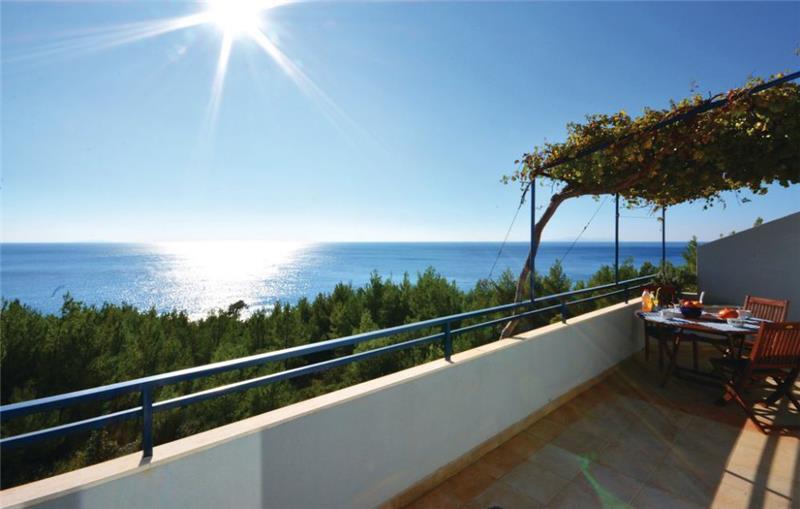 Sea-view villa in Ivan Dolac, photograph 20