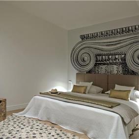 5 Bedroom Luxury Beachfront Villa with Heated Pool, Maid and Concierge near Sumartin, Brac Island, sleeps 10-11