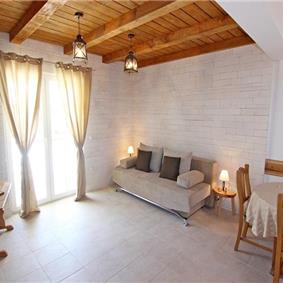 3 Bedroom Villa with Pool near Privlaka, Zadar Region, sleeps 6-8